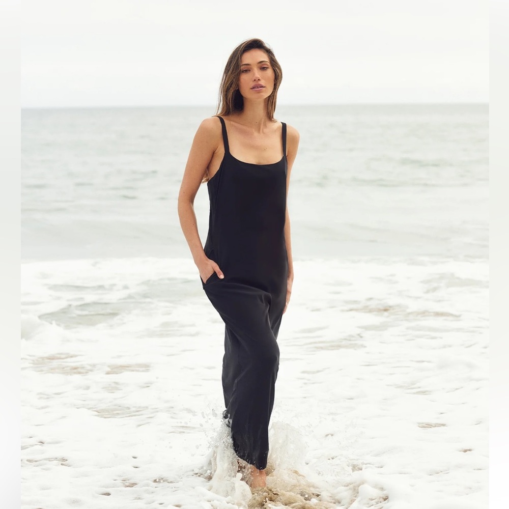 A DAY // make a splash midi dress